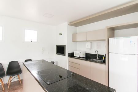 Apartamento para alugar com 55m², 2 quartos e 1 vaga Apartamento para alugar com 55m², 2 quartos e 1 vagaÁrea comum - Salão de festas