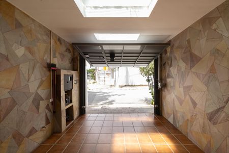 Casa à venda com 102m², 2 quartos e 1 vagaGaragem