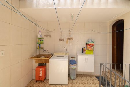 Casa à venda com 102m², 2 quartos e 1 vagaÁrea de Serviço