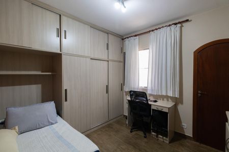 Casa à venda com 102m², 2 quartos e 1 vagaQuarto 2