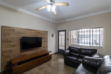 Casa à venda com 102m², 2 quartos e 1 vagaSala