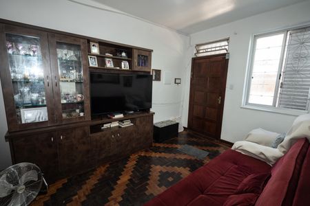 Sala de apartamento à venda com 2 quartos, 44m² em Passo d’Areia, Porto Alegre