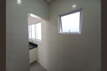 Casa de condomínio para alugar com 60m², 2 quartos e 1 vagaÁrea de Serviço