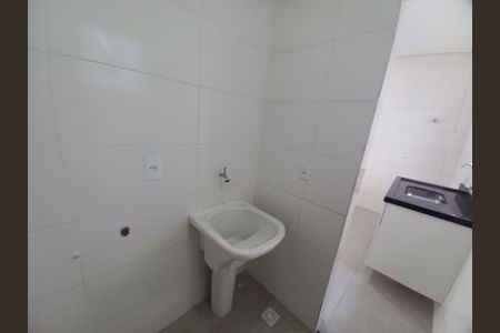 Casa de condomínio para alugar com 60m², 2 quartos e 1 vagaÁrea de Serviço