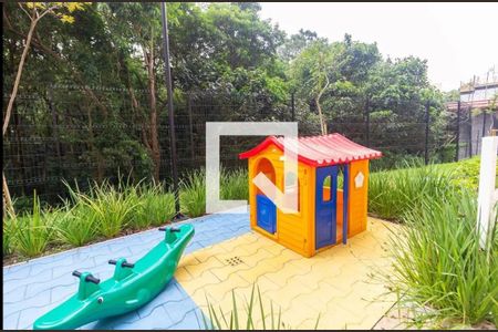 Apartamento para alugar com 32m², 2 quartos e sem vagaÁrea comum - Playground