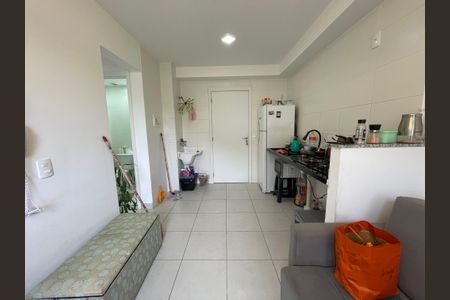 Sala de apartamento para alugar com 2 quartos, 32m² em Jardim Celeste, São Paulo