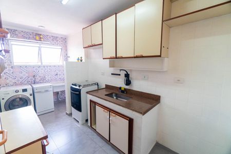 Apartamento para alugar com 70m², 2 quartos e 1 vaga Apartamento para alugar com 70m², 2 quartos e 1 vagaCozinha e Área de Serviço