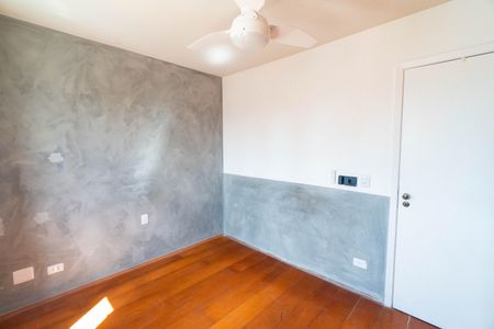 Quarto 1 de apartamento para alugar com 2 quartos, 70m² em Vila Alexandria, São Paulo