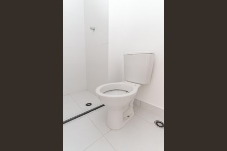Apartamento para alugar com 33m², 2 quartos e sem vaga Apartamento para alugar com 33m², 2 quartos e sem vagaBanheiro