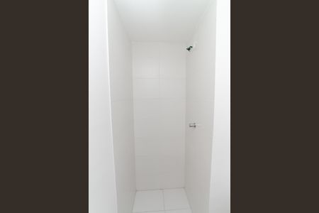 Apartamento para alugar com 33m², 2 quartos e sem vaga Apartamento para alugar com 33m², 2 quartos e sem vagaBanheiro