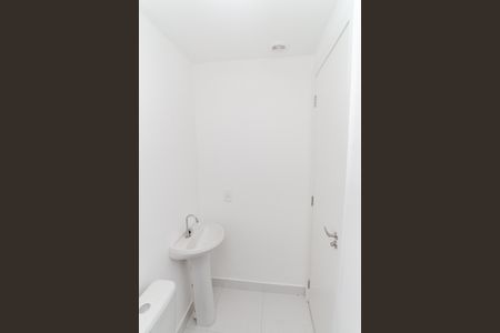 Apartamento para alugar com 33m², 2 quartos e sem vaga Apartamento para alugar com 33m², 2 quartos e sem vagaBanheiro