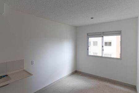 Apartamento para alugar com 33m², 2 quartos e sem vaga Apartamento para alugar com 33m², 2 quartos e sem vagaSala e Cozinha