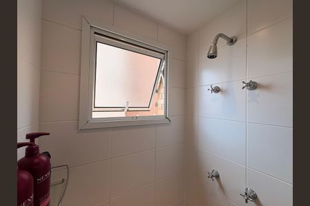 Apartamento à venda com 135m², 3 quartos e 3 vagasBanheiro da Suíte 2