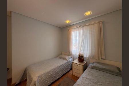 Apartamento à venda com 135m², 3 quartos e 3 vagasSuite 1