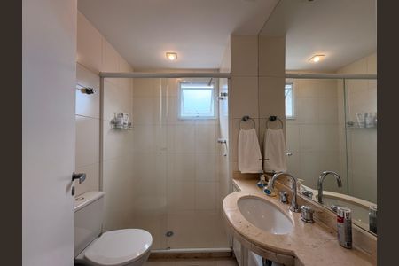 Apartamento à venda com 135m², 3 quartos e 3 vagasBanheiro da Suíte 3