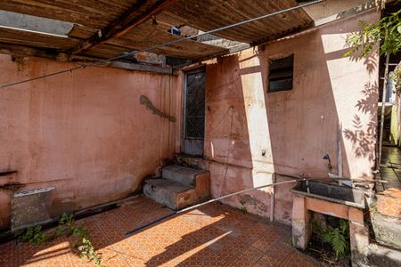 Casa à venda com 74m², 3 quartos e 1 vagaQuintal