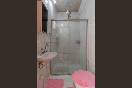 Casa à venda com 74m², 3 quartos e 1 vagaBanheiro