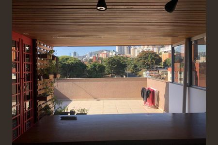 Apartamento para alugar com 3 quartos, 175m² em Estrela Dalva, Belo Horizonte