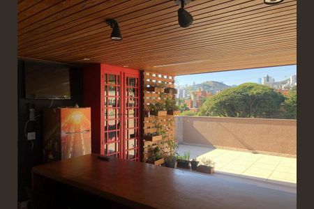 Apartamento para alugar com 3 quartos, 175m² em Estrela Dalva, Belo Horizonte