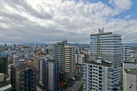 Apartamento para alugar com 160m², 4 quartos e 3 vagasVista da Sacada