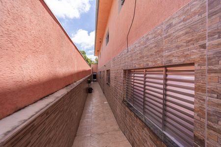 Casa para alugar com 75m², 2 quartos e 1 vagaÁrea comum