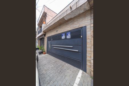 Casa para alugar com 75m², 2 quartos e 1 vagaFachada