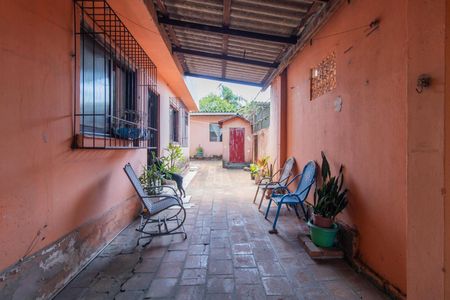 Casa à venda com 253m², 3 quartos e 2 vagasQuintal