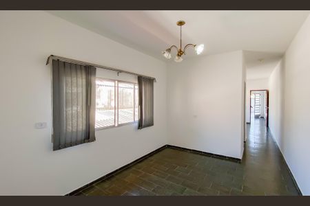 Sala de casa à venda com 4 quartos, 150m² em Cidade Líder, São Paulo