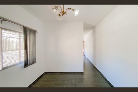 Casa à venda com 150m², 4 quartos e 2 vagasSala