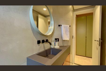 Apartamento à venda com 104m², 2 quartos e 2 vagas Apartamento à venda com 104m², 2 quartos e 2 vagasBanheiro