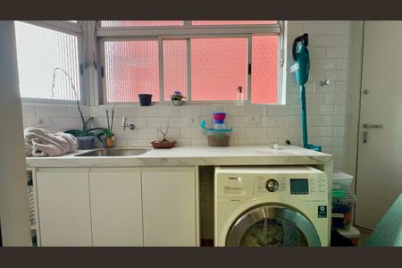 Apartamento à venda com 104m², 2 quartos e 2 vagas Apartamento à venda com 104m², 2 quartos e 2 vagasÁrea de Serviço