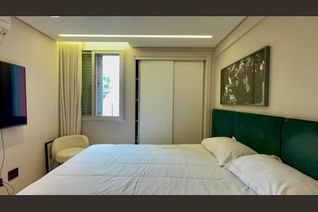 Apartamento à venda com 104m², 2 quartos e 2 vagas Apartamento à venda com 104m², 2 quartos e 2 vagasSuite