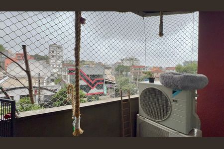 Apartamento à venda com 104m², 2 quartos e 2 vagas Apartamento à venda com 104m², 2 quartos e 2 vagasVaranda