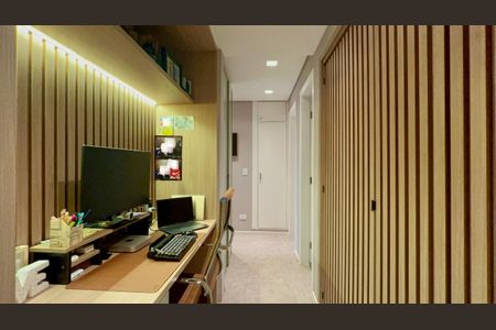 Apartamento à venda com 104m², 2 quartos e 2 vagas Apartamento à venda com 104m², 2 quartos e 2 vagasCorredor