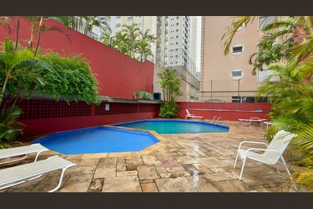 Apartamento à venda com 104m², 2 quartos e 2 vagas Apartamento à venda com 104m², 2 quartos e 2 vagasPiscina