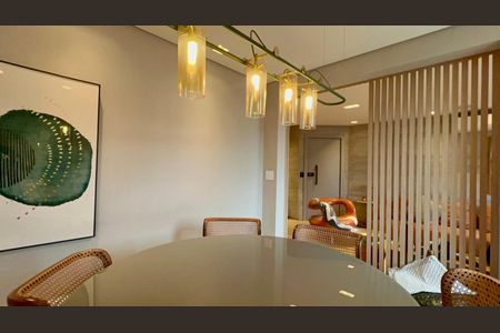 Apartamento à venda com 104m², 2 quartos e 2 vagas Apartamento à venda com 104m², 2 quartos e 2 vagasSala de Jantar