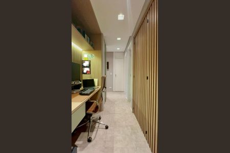 Apartamento à venda com 104m², 2 quartos e 2 vagas Apartamento à venda com 104m², 2 quartos e 2 vagasCorredor