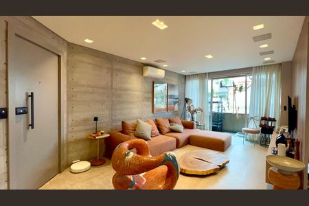 Apartamento à venda com 104m², 2 quartos e 2 vagas Apartamento à venda com 104m², 2 quartos e 2 vagasSala