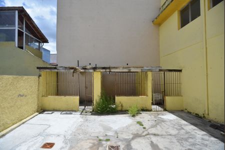 Casa à venda com 251m², 2 quartos e 3 vagasQuintal
