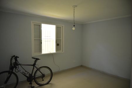 Casa à venda com 251m², 2 quartos e 3 vagasQuarto 2