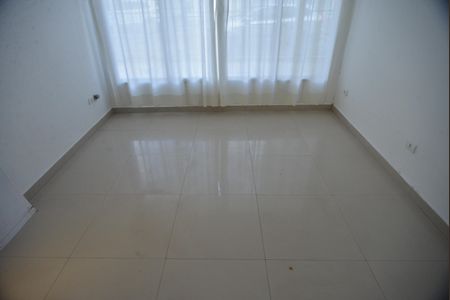 Casa à venda com 251m², 2 quartos e 3 vagasSala