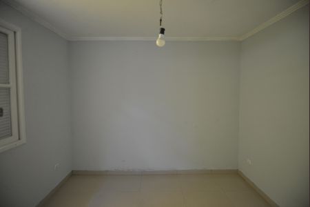 Casa à venda com 251m², 2 quartos e 3 vagasQuarto 2