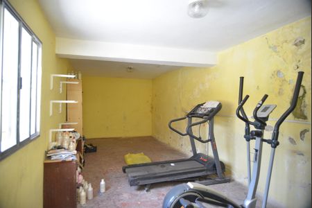 Casa à venda com 251m², 2 quartos e 3 vagasDeposito