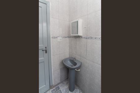 Casa para alugar com 140m², 2 quartos e 1 vaga Casa para alugar com 140m², 2 quartos e 1 vagaBanheiro