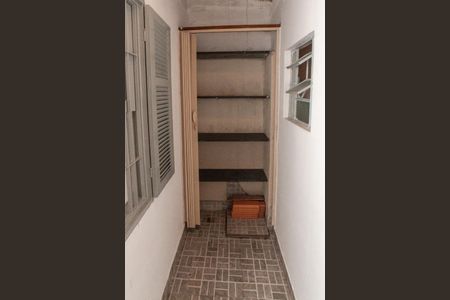 Casa para alugar com 140m², 2 quartos e 1 vaga Casa para alugar com 140m², 2 quartos e 1 vagaÁrea de Serviço