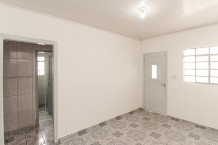 Casa para alugar com 140m², 2 quartos e 1 vaga Casa para alugar com 140m², 2 quartos e 1 vagaSala