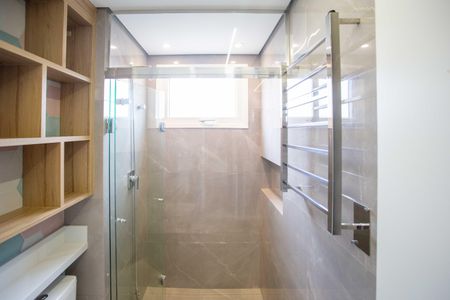 Apartamento à venda com 130m², 3 quartos e 3 vagasBanheiro da Suíte 1