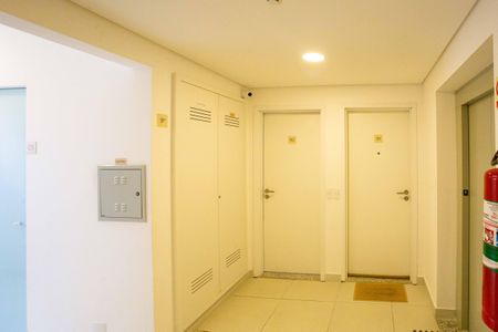 Apartamento à venda com 130m², 3 quartos e 3 vagasHall de entrada