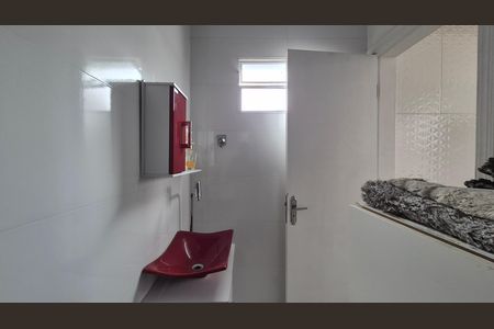 Apartamento à venda com 85m², 2 quartos e 1 vaga Apartamento à venda com 85m², 2 quartos e 1 vagaBanheiro