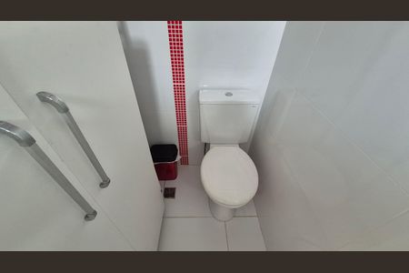 Apartamento à venda com 85m², 2 quartos e 1 vaga Apartamento à venda com 85m², 2 quartos e 1 vagaBanheiro